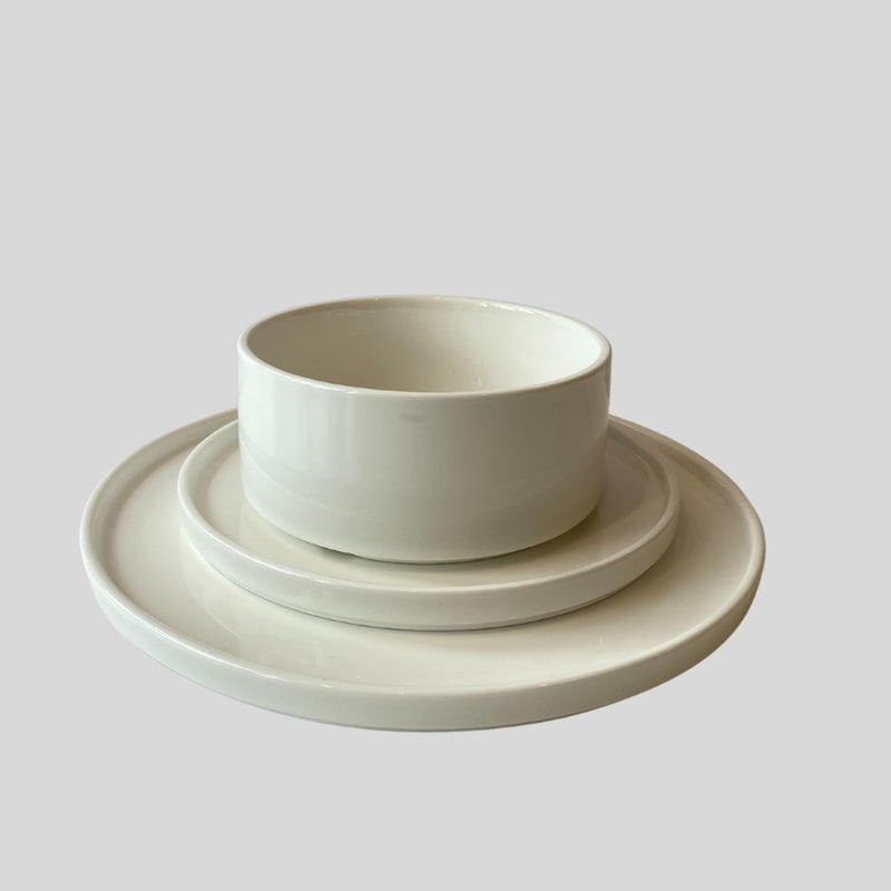 Petite assiette cylindrique ''Essentiels''